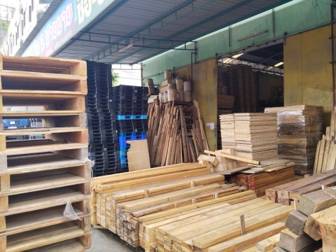 ขายส่งพาเลทไม้มือ 2 ขายส่งพาเลทไม้มือ 2